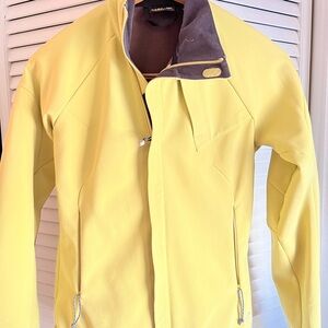 Mountain Hardwear Green women’s soft shell fleece lined winter stretch